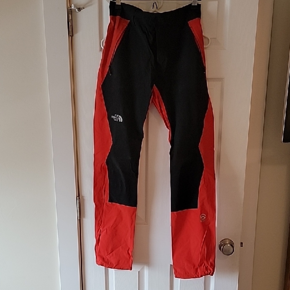 The North Face Men's Black and Red Outdoor Pants